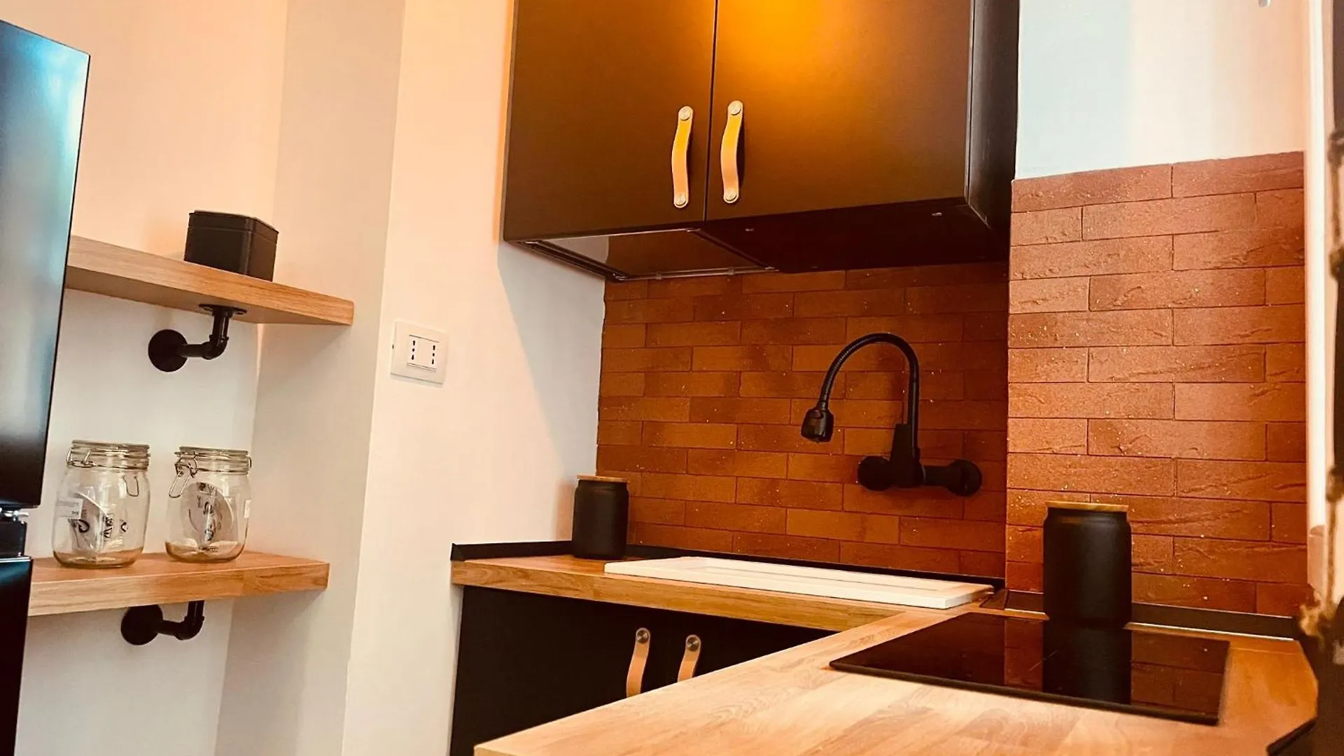 L'Arche Comfort & Relax - Dergano House Room 1 Milano Lejlighed
